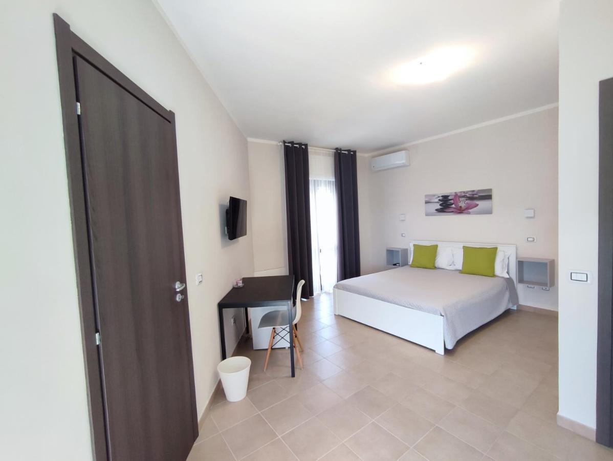 Cristian Rooms Avola Esterno foto